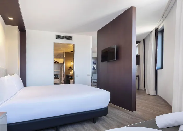 Condal Mar, Affiliated By Melia