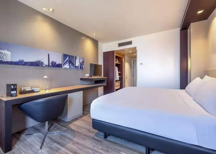 Condal Mar, Affiliated By Melia